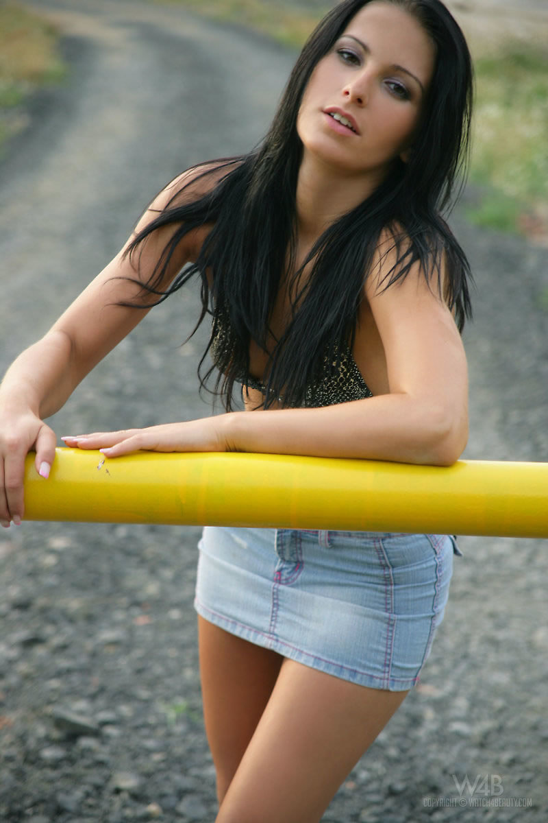 Алинка, 18 лет, 0 размер груди